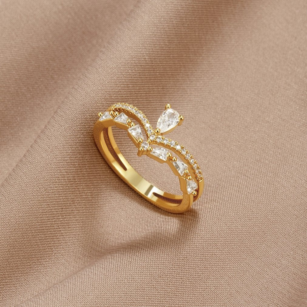 Valeria - Anello di cristallo elegante