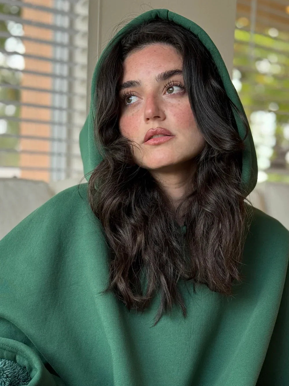 Eden - Comoda coperta con cappuccio