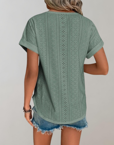 Lara | Blusa estiva casual con ricamo a occhiello | Top elegante con ricamo a occhiello