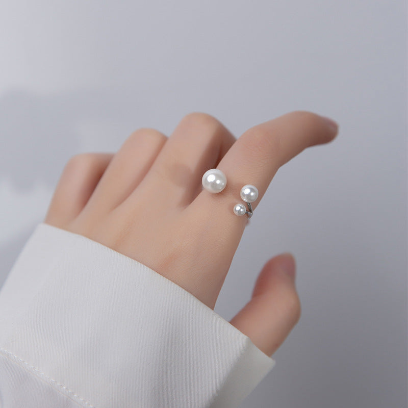 Anello regolabile in perle d'acqua dolce