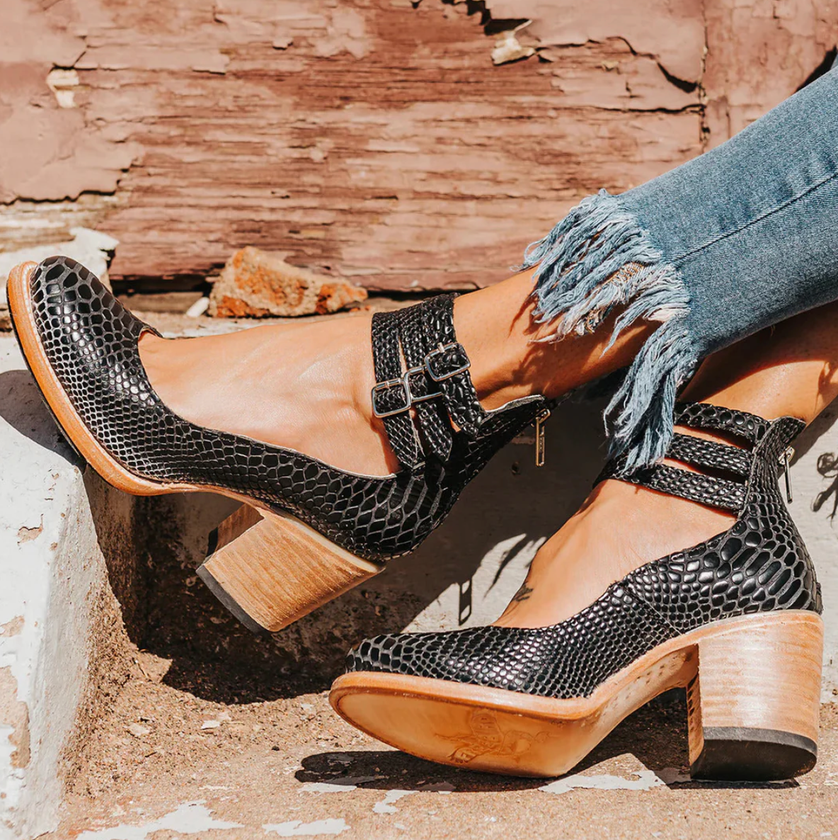 Bellezia - Tacchi eleganti in pelle vintage