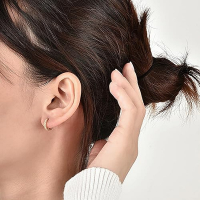 Orecchini ISA in Oro con Zircone