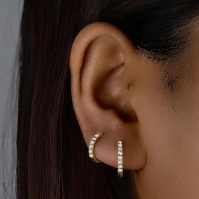Orecchini ISA in Oro con Zircone