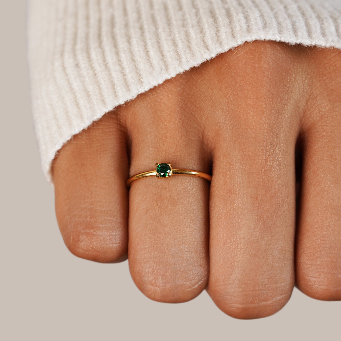 Anelli d'oro con pietra di nascita