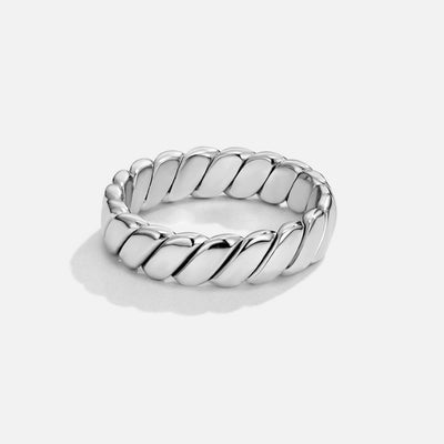 Anello in Argento Calira con Infinito Torcido