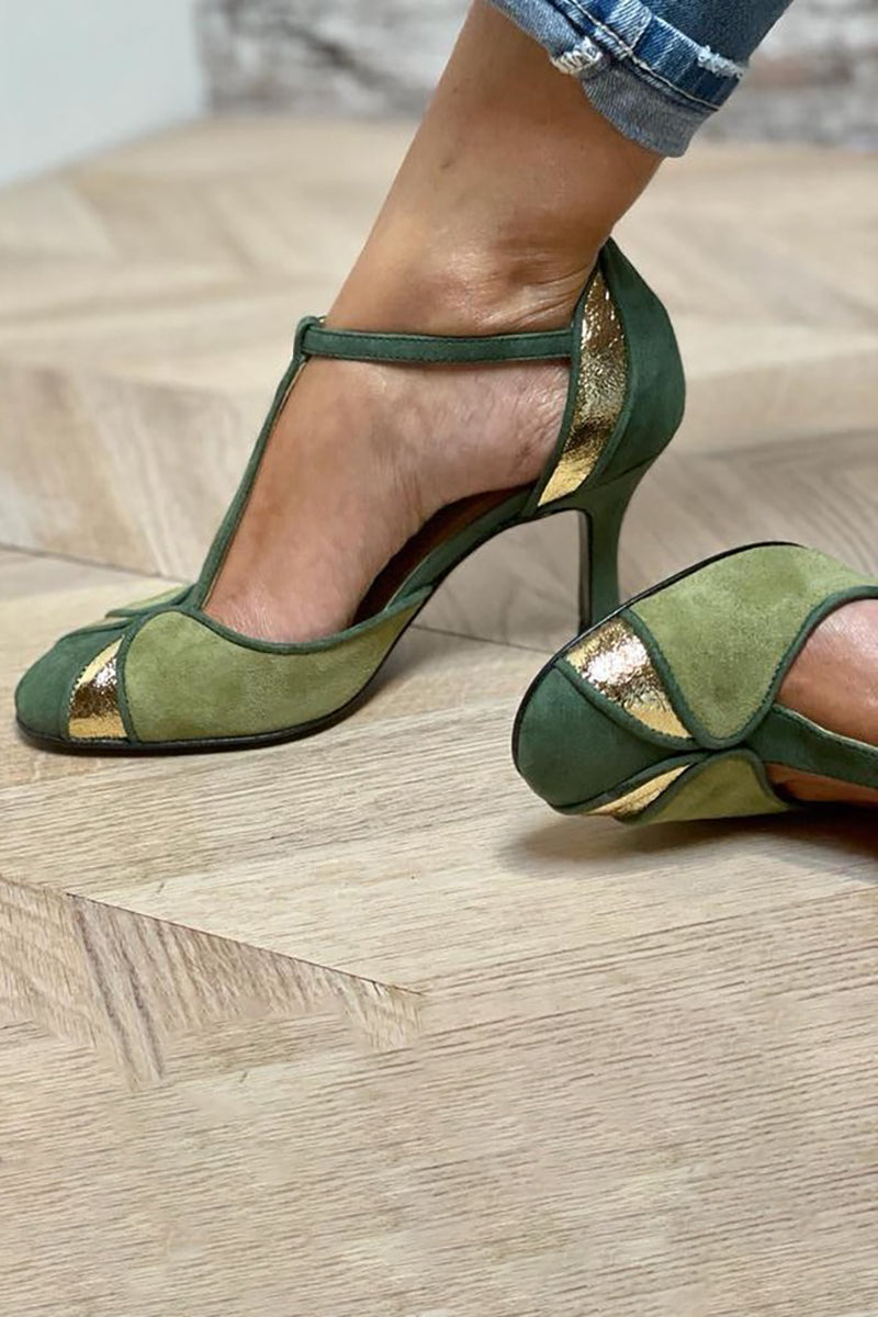 Taviana | Sandali patchwork con cinturino a T e punta chiusa