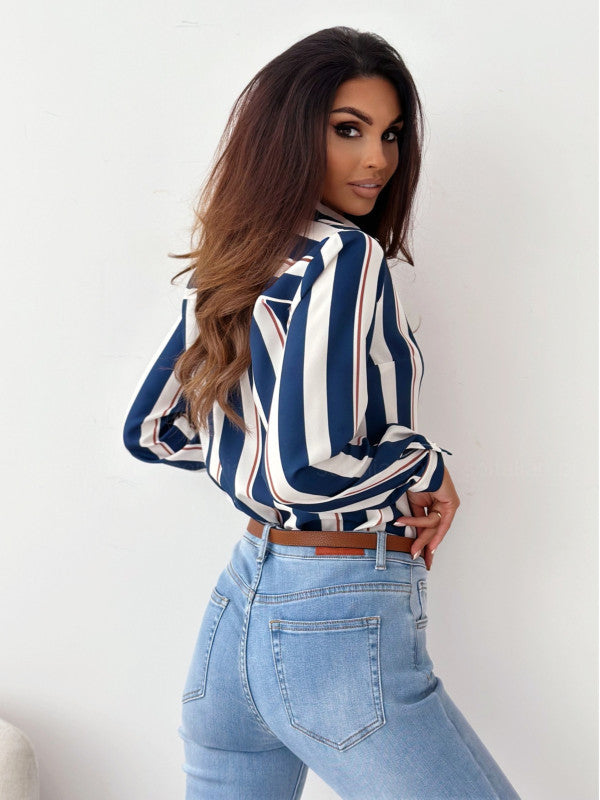 Monika | Blusa da donna ordinata con stampa in satin